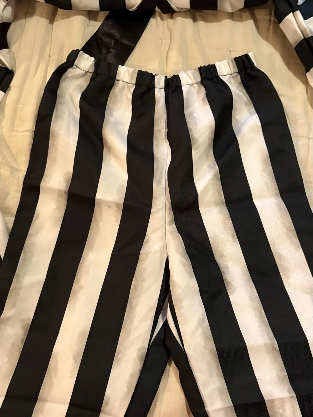 Beetlejuice costume size 9-10